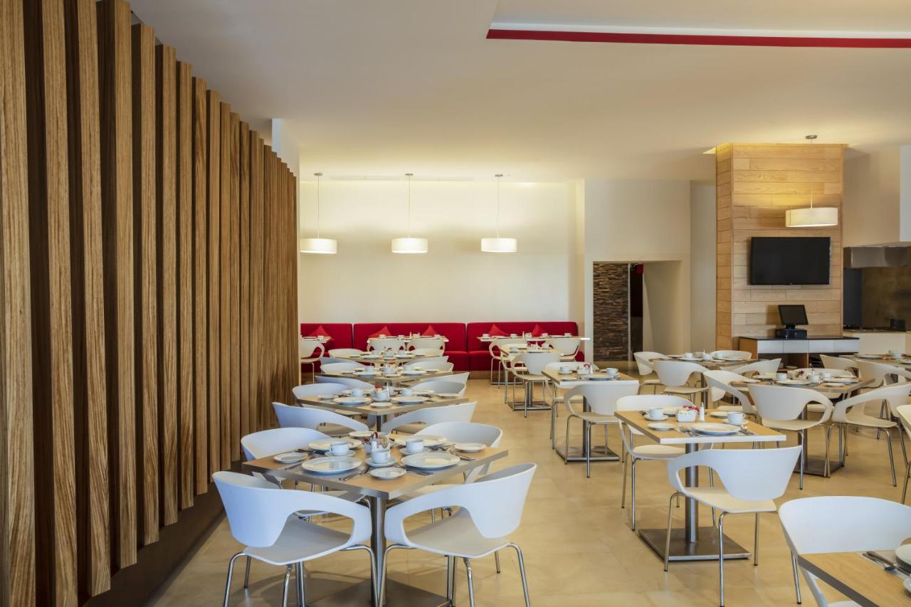 Fiesta Inn Celaya Galerias Dış mekan fotoğraf